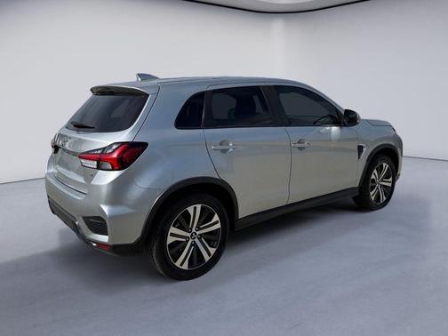 2020 Mitsubishi Outlander Sport SE 2.0