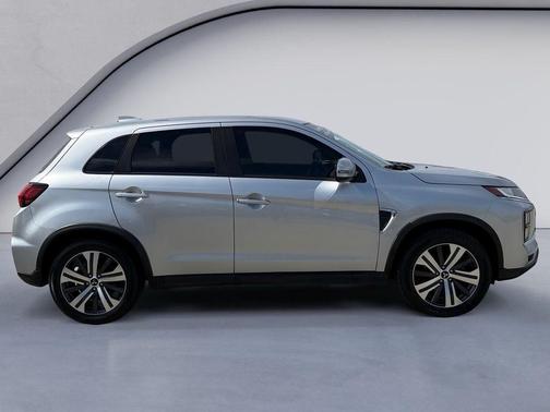 2020 Mitsubishi Outlander Sport SE 2.0