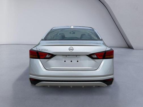 Brilliant Silver Metallic 2020 Nissan Altima 2.5 S