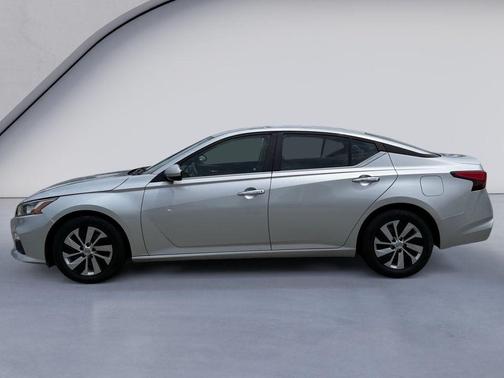 Brilliant Silver Metallic 2020 Nissan Altima 2.5 S