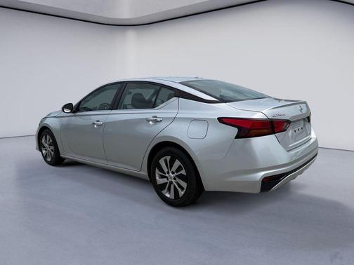 Brilliant Silver Metallic 2020 Nissan Altima 2.5 S