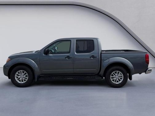Gun Metallic 2018 Nissan Frontier SV