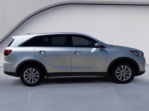 2019 Kia Sorento LX V6