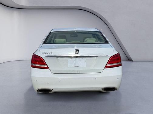 Casablanca White 2014 Hyundai Equus Signature