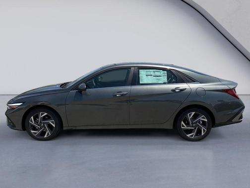 Amazon Gray 2026 Hyundai ELANTRA Limited