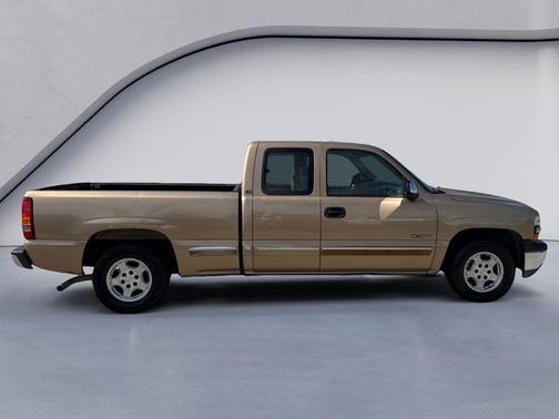 Sunset Gold Metallic 1999 Chevrolet Silverado 1500 LS Extended Cab