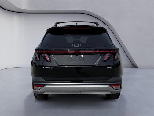 Phantom Black 2026 Hyundai TUCSON Limited