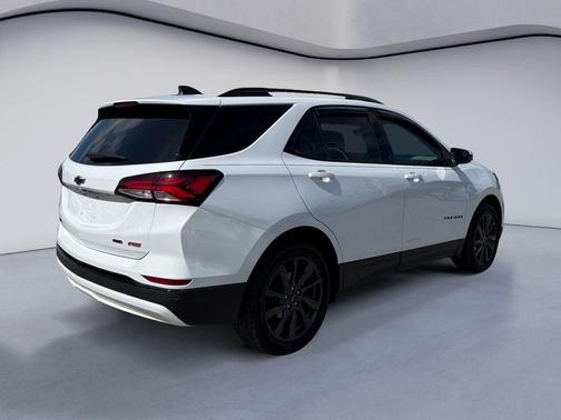 Summit White 2024 Chevrolet Equinox RS
