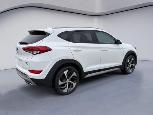 2018 Hyundai TUCSON Sport