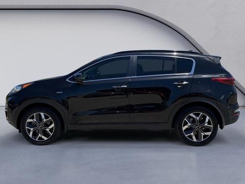 Black Cherry Pearl 2020 Kia Sportage EX