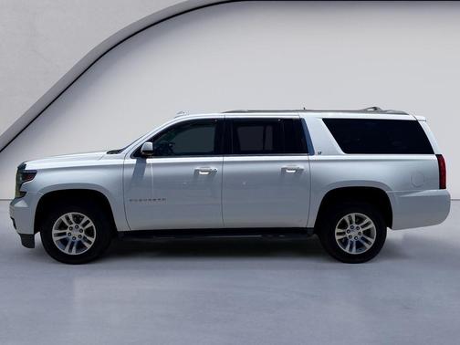 Summit White 2018 Chevrolet Suburban LT