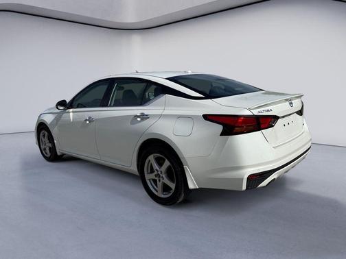 2020 Nissan Altima 2.5 Platinum