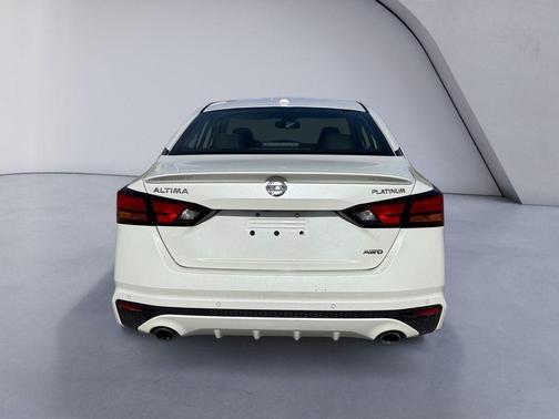 2020 Nissan Altima 2.5 Platinum