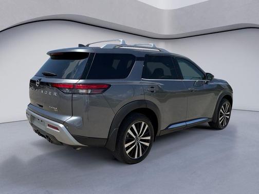 Gun Metallic 2025 Nissan Pathfinder Platinum