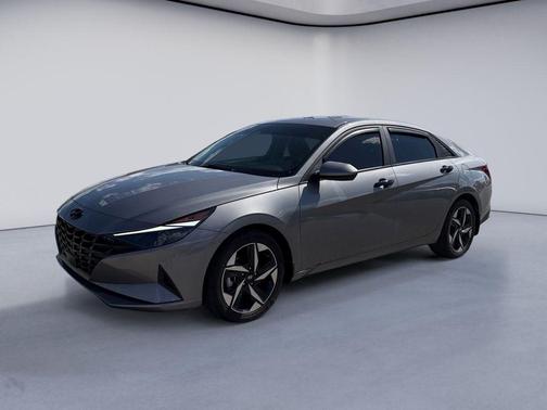 Metal 2023 Hyundai ELANTRA SEL