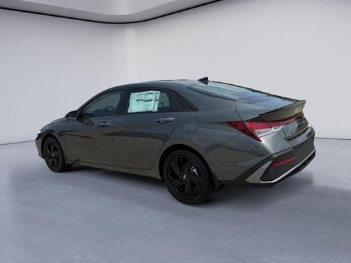 Amazon Gray 2026 Hyundai ELANTRA SEL Sport