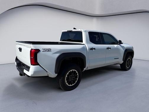 Ice 2025 Toyota Tacoma TRD Off Road