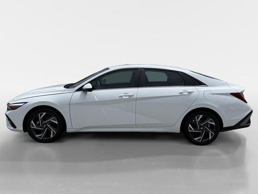 White 2025 Hyundai ELANTRA Limited