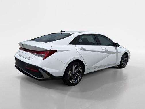 White 2025 Hyundai ELANTRA Limited