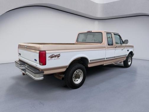Saddle Clearcoat Metallic 1997 Ford F-250 XLT