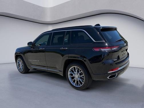 Diamond Black 2025 Jeep Grand Cherokee Summit
