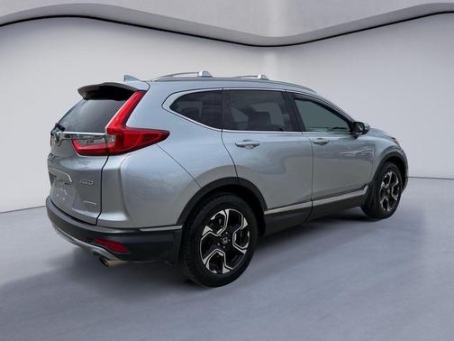 Lunar Silver Metallic 2017 Honda CR-V Touring