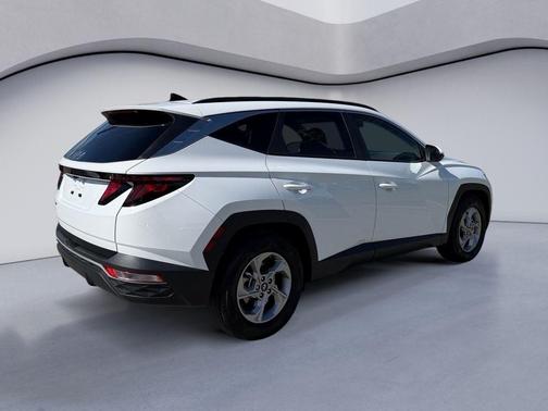 White Pearl 2024 Hyundai TUCSON SEL