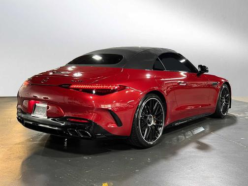 2022 Mercedes-Benz AMG SL 63 Base