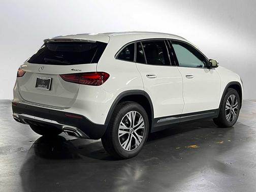 2025 Mercedes-Benz GLA 250 