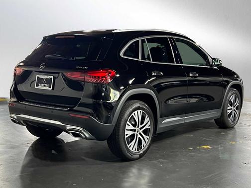 2025 Mercedes-Benz GLA 250 