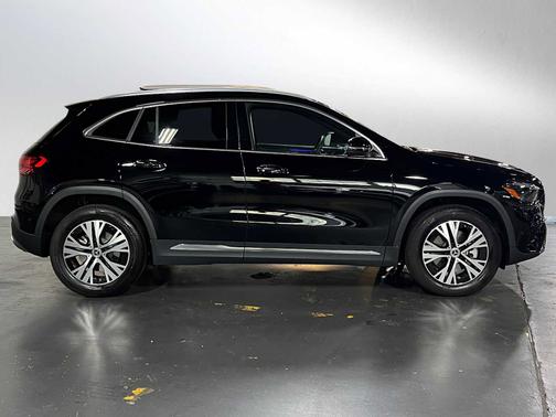 2025 Mercedes-Benz GLA 250 