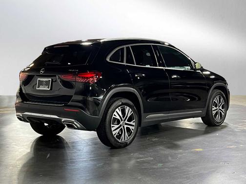 2025 Mercedes-Benz GLA 250 4MATIC