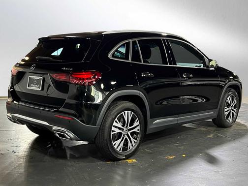 2025 Mercedes-Benz GLA 250 4MATIC