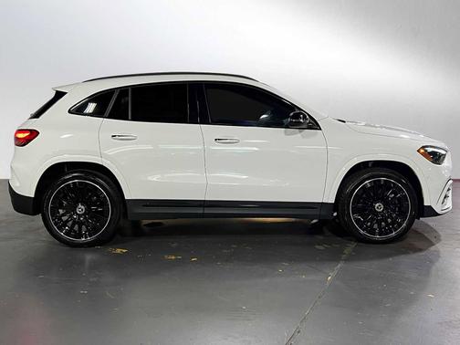 2025 Mercedes-Benz GLA 250 