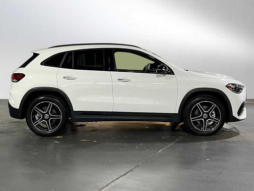 2023 Mercedes-Benz GLA 250 