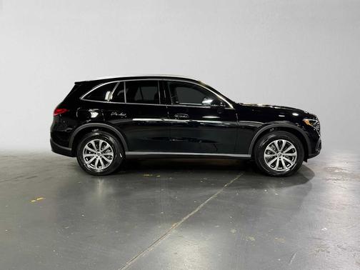 Black 2026 Mercedes-Benz GLC 300 4MATIC