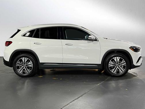 2025 Mercedes-Benz GLA 250 4MATIC