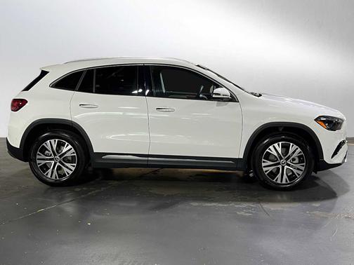 2025 Mercedes-Benz GLA 250