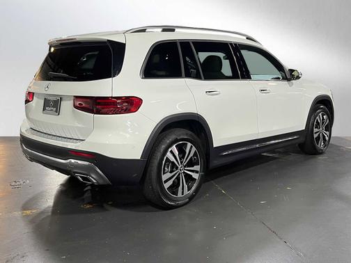 2025 Mercedes-Benz GLB 250 Base