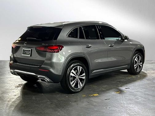Mountain Grey Metallic 2026 Mercedes-Benz GLA 250 4MATIC