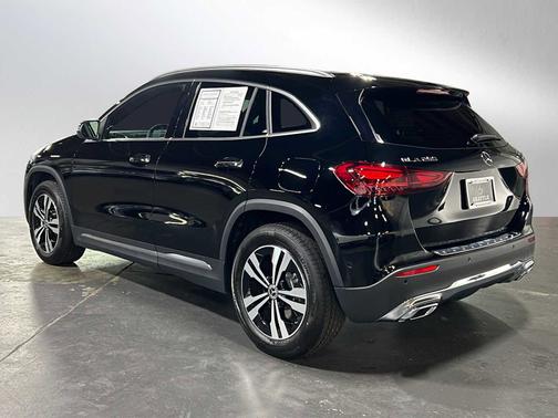 2025 Mercedes-Benz GLA 250 4MATIC