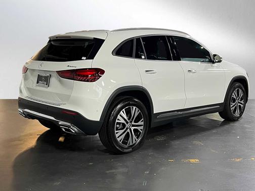 2025 Mercedes-Benz GLA 250 4MATIC