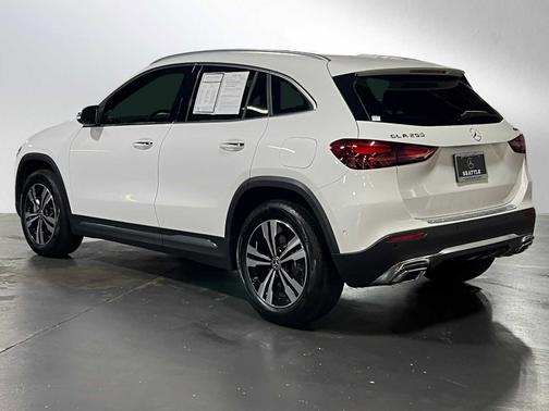 2025 Mercedes-Benz GLA 250 4MATIC