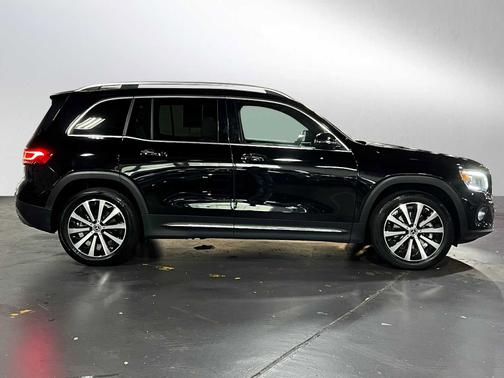 2021 Mercedes-Benz GLB 250