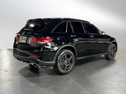 2022 Mercedes-Benz GLC 300 4MATIC