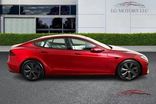 2024 Tesla Model S Long Range