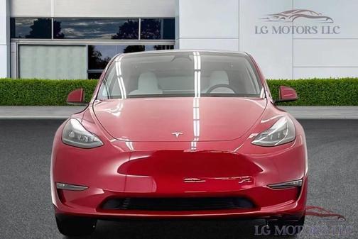 2023 Tesla Model Y Long Range Dual Motor All-Wheel Drive