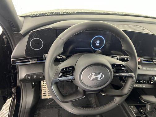 2025 Hyundai ELANTRA HEV SEL Sport