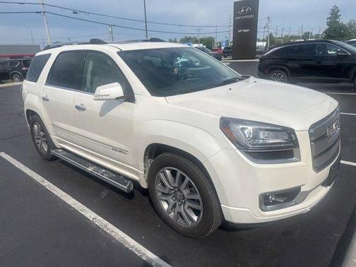 White Diamond Tricoat 2014 GMC Acadia Denali