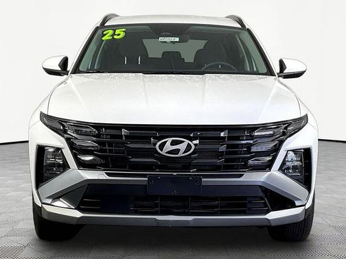 Serenity White Pearl 2025 Hyundai TUCSON SEL